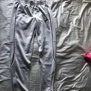 Nike boys large white sweatpants